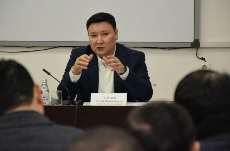 Ел бірлігін нығайту бағытында семинар-кеңес өтті