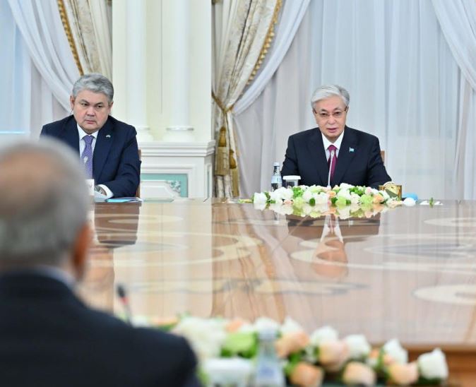 Қазақстан мен Иран президенттері кеңейтілген құрамда келіссөз жүргізді