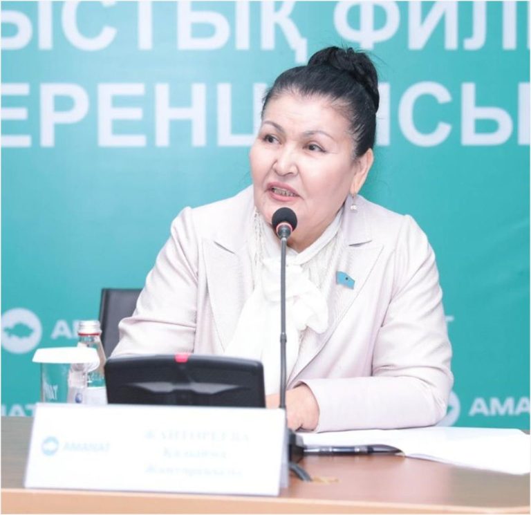ПАРЛАМЕНТТІ ҚҰРЫЛТАЙ ДЕП АТАУДЫ ҰСЫНУ РУХТЫ ТЕРБЕТТІ