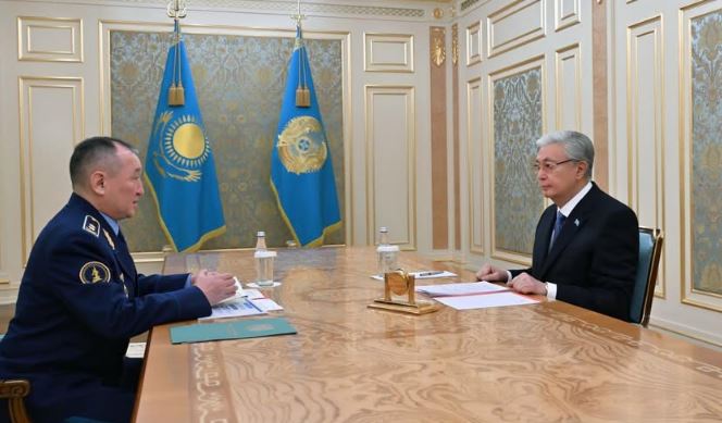 Мемлекет басшысы Қорғаныс министрін қабылдады