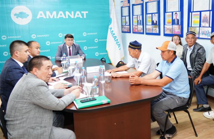 ТҮРКІСТАН: Қазығұрт ауданының әкімі қоғамдық қабылдау өткізді