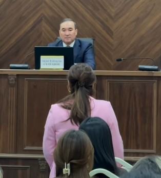 Түркістан облыстық сотында ашық есік күні өтті